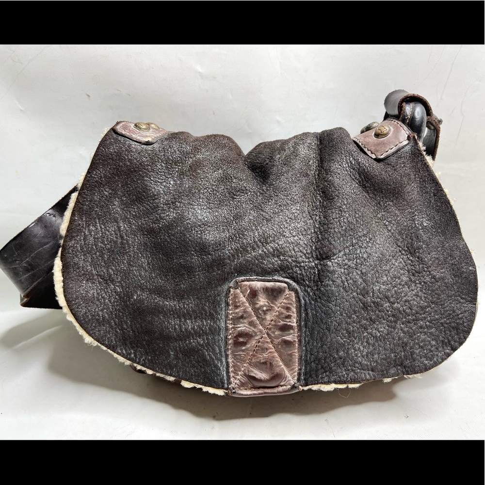 Campomaggi Dark Brown Leather Crossbody Bag with Cream Trim